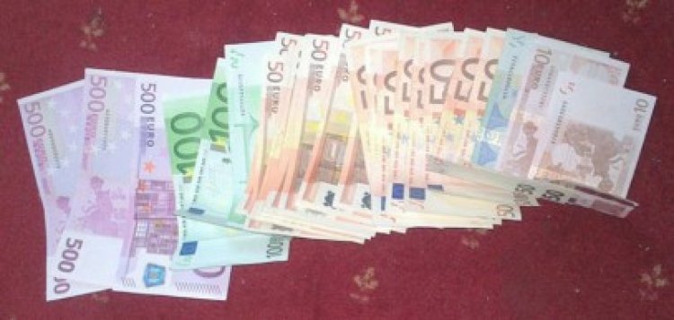 cora ajută 12 organizaţii umanitare sub sloganul 